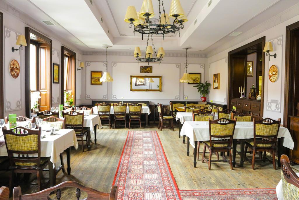 Hotel Slavia Salonta المظهر الخارجي الصورة