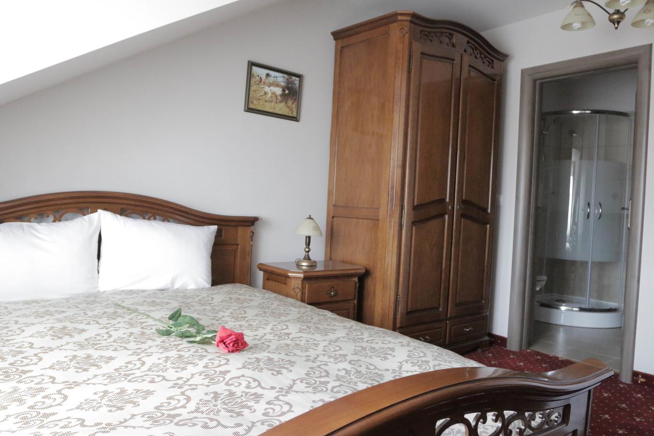 Hotel Slavia Salonta المظهر الخارجي الصورة